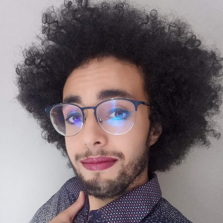 Younes Headshot