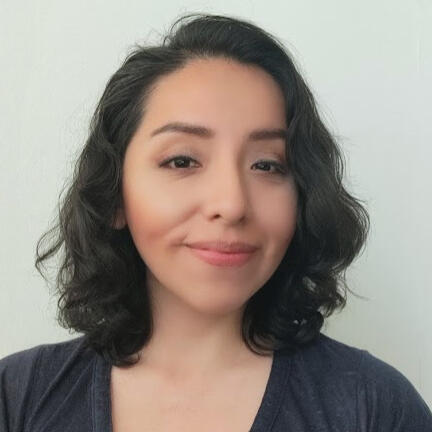 Aida Headshot